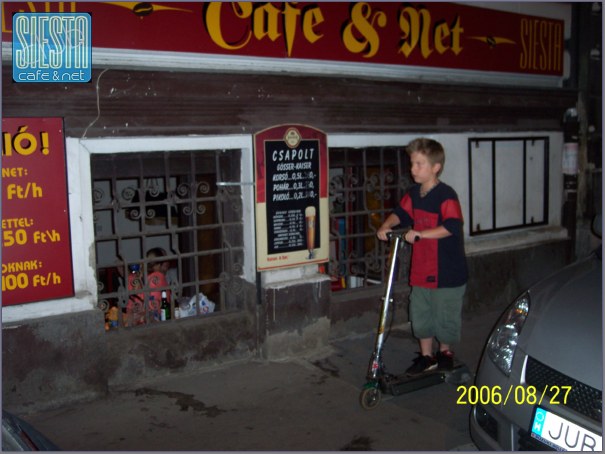 100_9325