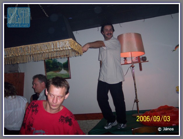 100_9437