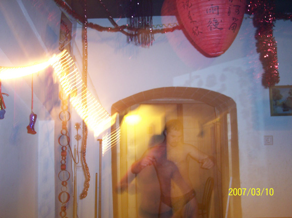 100_1588